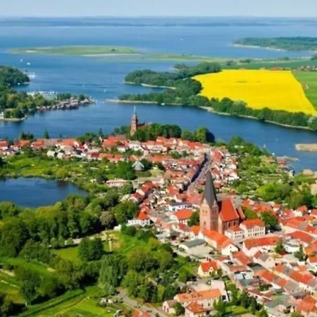 Apartmán Schoene In Roebelmueritz Mit Grill Und Garten Und Seeblick Marienfelde